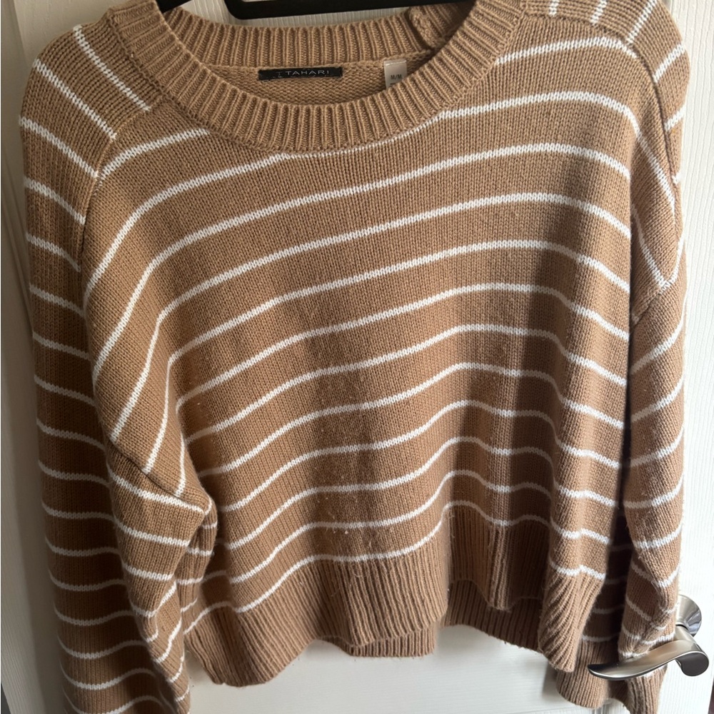 Women’s sweaters size small